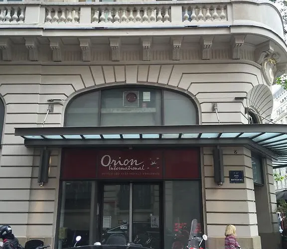 Orion Haussman Aparthotel 3*