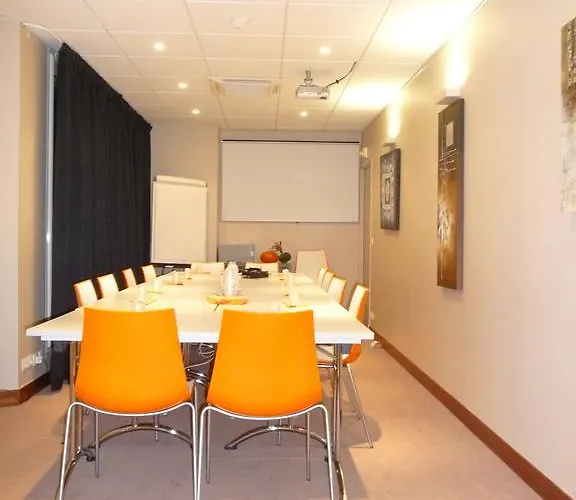 Orion Haussman 3*